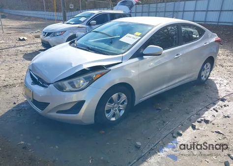 2016 Hyundai Elantra Se z USA, uszkodzony, nr VIN KMHDH4AE5GU481177